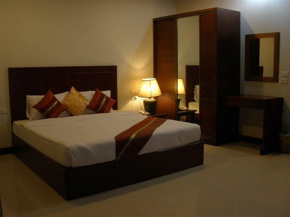 Appartement C.A.P Mansion à Phuket Extérieur photo